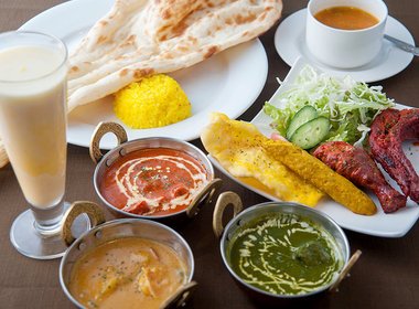 アラシのキッチン（ペルシャ&インド料理ハラルレストラン）