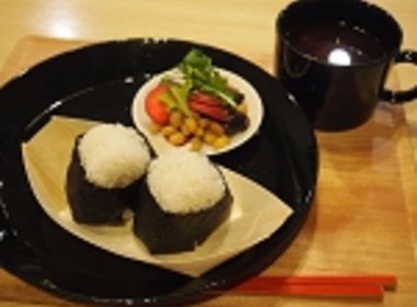 こまきしょくどう