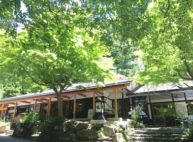 猿座カフェ