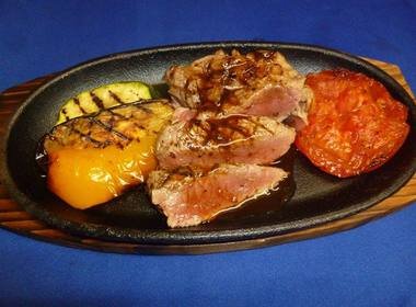 メッゼ地中海料理＆バー