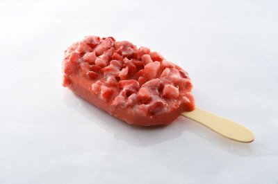 リッチ果実バー　ストロベリー (ﾊﾟｯｹｰｼﾞ変更)