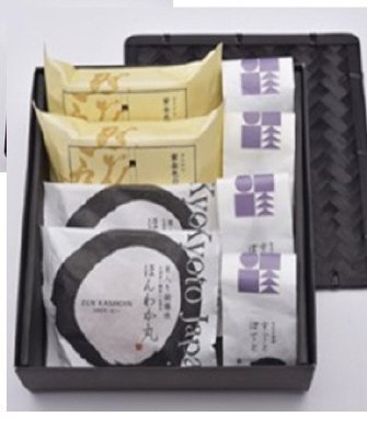 お菓子　丹ノ箱（タン）