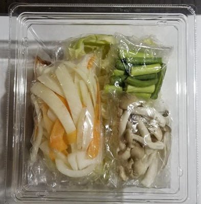 ピリ辛キムチ風味豚肉とキャベツ炒めキット