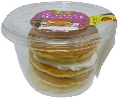 パンケーキタワーフルーツトライフル