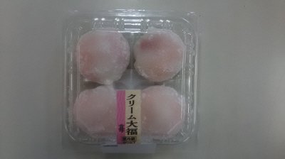 クリーム大福（苺）