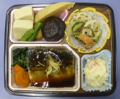 おかずセット（さばの生姜煮）