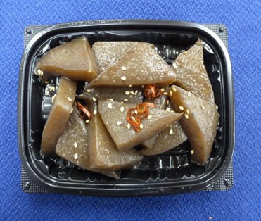 群馬県産生芋こんにゃくのピリ辛煮