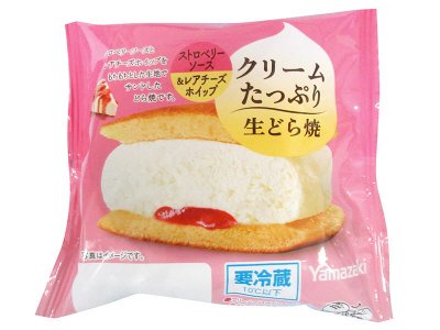 クリームたっぷり生どら焼（ストロベリーソース＆レアチーズホイップ）