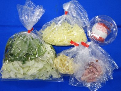 愛知県産春キャベツの巣ごもりとろ～り半熟卵のせ