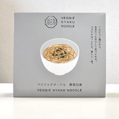 ベジニャクヌードル　野菜白湯