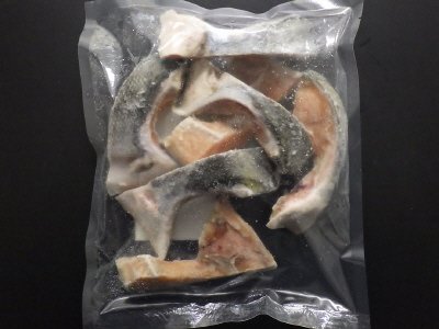 北海道産塩秋鮭かま（甘口）