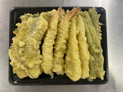 春の天ぷら盛り合せ