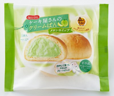 ケーキ屋さんのクリームぱん　メロンホイップ