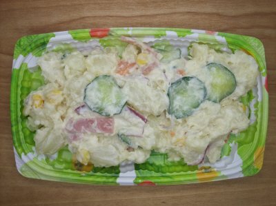 増量ハム入りポテトサラダ