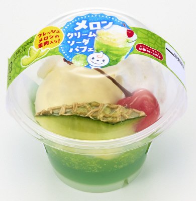 メロンクリームソーダパフェ