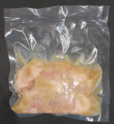 若鶏モモ肉の熟成玄米糀漬け