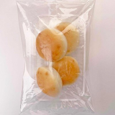 お米の生地のあんぱん