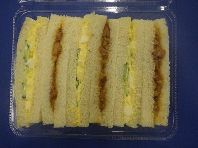 照焼チキンとたまごのサンド