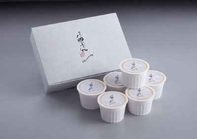 博多華味鳥　料亭の卵ぷりんセット