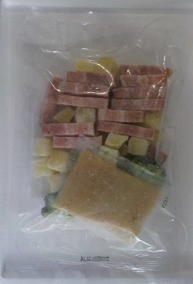 ベーコンとポテトとブロッコリーの塩レモン炒め