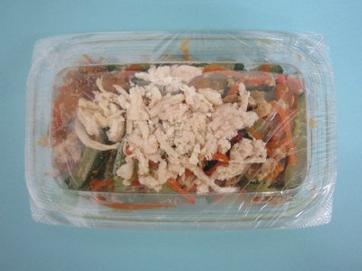 きゅうりと蒸し鶏の中華風サラダ