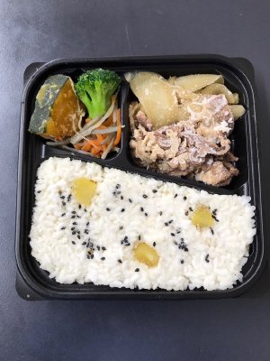 栗おこわおかずセット（牛すき煮）（コープ北陸様）