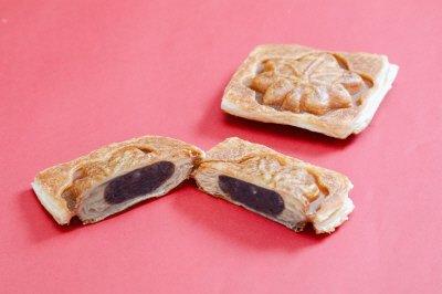 クロワッサンもみじ十勝つぶあん