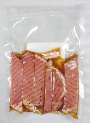 梨でやわらか 豚ローススティックステーキ（こく旨スタミナもみだれ漬け）