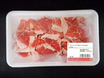 ニュージーランド産アンガス牛切落し