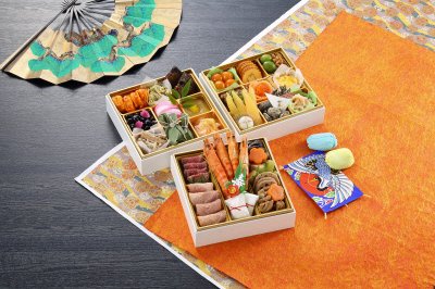 一ツ葉フーズおせち扇（２０２５年）