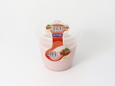 絹ごし苺プリン