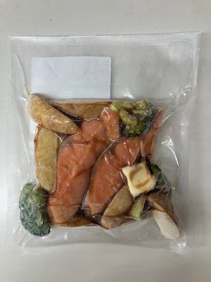 骨取りサーモンのバター醤油ソテー