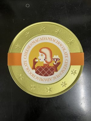 チーズ＆マカダミア チョコレート