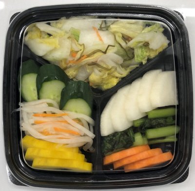 迎春漬物盛合せ