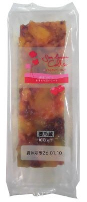 国産りんごとあまおう苺のケーキ