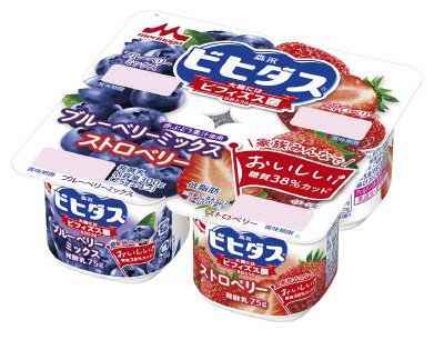 ビヒダスヨーグルト　ブルーベリーミックス+ストロベリー　４ポット