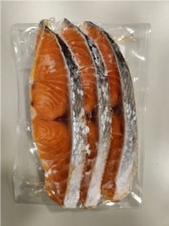 チリ産　塩銀鮭　　冷凍