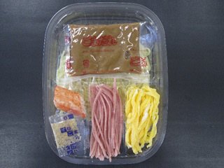 ゴマダレ冷やし中華
