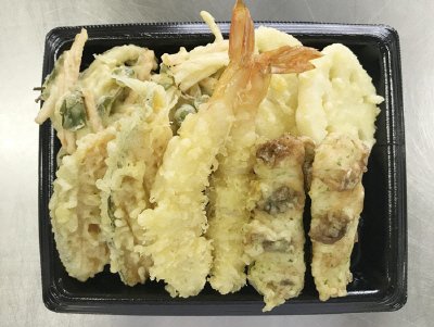 天ぷら盛り合せ　（かき揚げ入り）