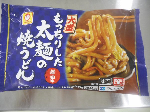 もっちりした太麺の焼うどん