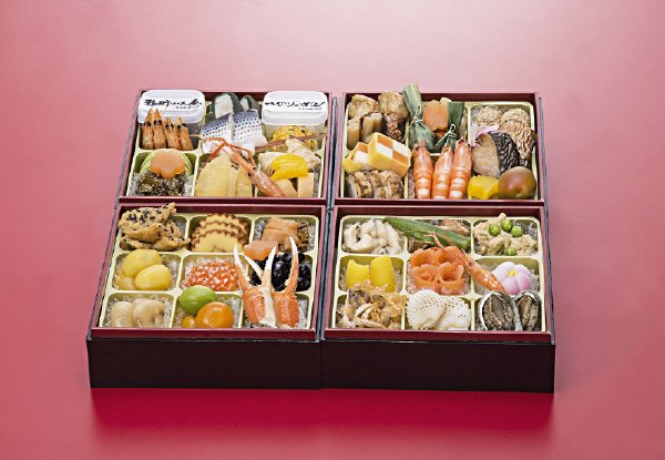 日本料理てら岡　博多「鶴」与段重