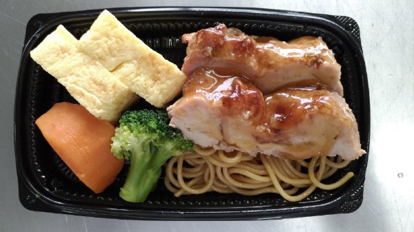 だしまきと鶏照焼
