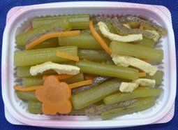 ふきと油揚げの田舎煮