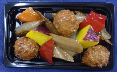 特製肉だんごと揚げ野菜の黒酢南蛮