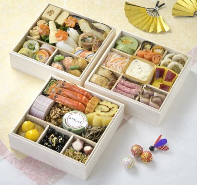 赤坂あじさい　華　六寸三段重