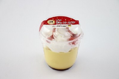 プチ　苺ショートケーキプリン