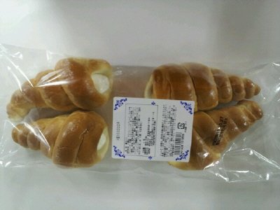 ４個コロコロコロネ