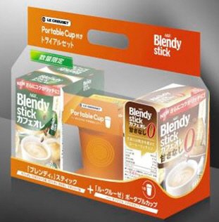 「ブレンディＲ」スティック カフェオレ １０本入り２箱＋「ブレンディＲ」スティック カフェオレ 甘さなし １０本入り１箱＋ポータブルカップ