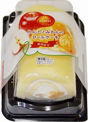 りんごとみかんのロールケーキ