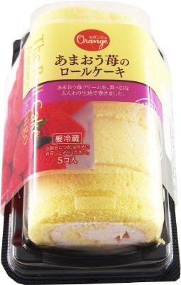 あまおう苺のロールケーキ